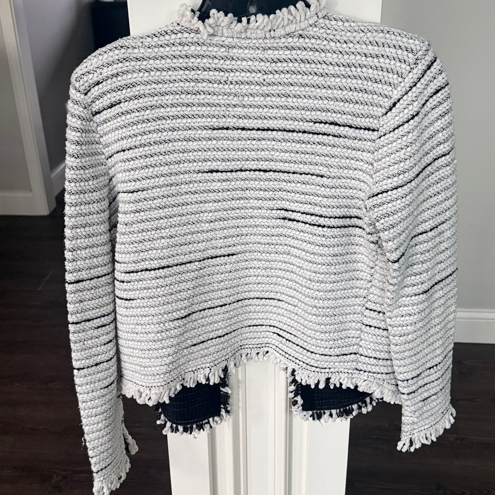NIC+ZOE White and Black Open-Front Fringe-Trim Knit Cardigan - Picture 5 of 10